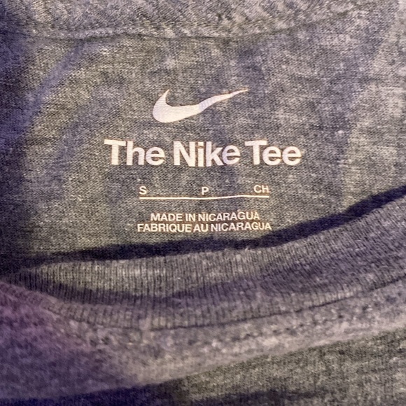 Men’s Small Great Nike Just Do It. T-Shirt - Picture 2 of 3